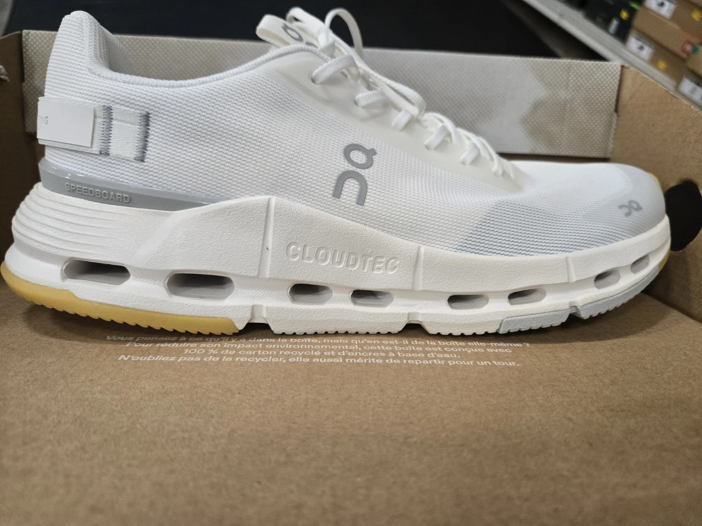 ON Cloudnova Form 2 Running Shoes