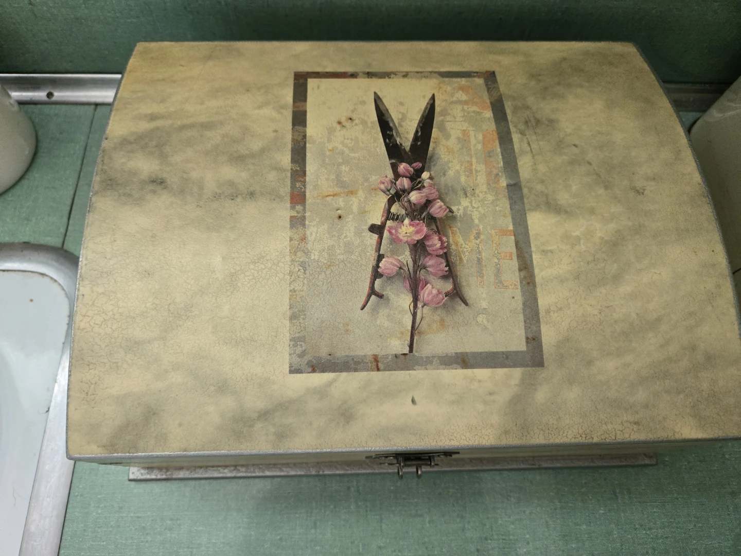Lovely Chest Filled with Blank Cards