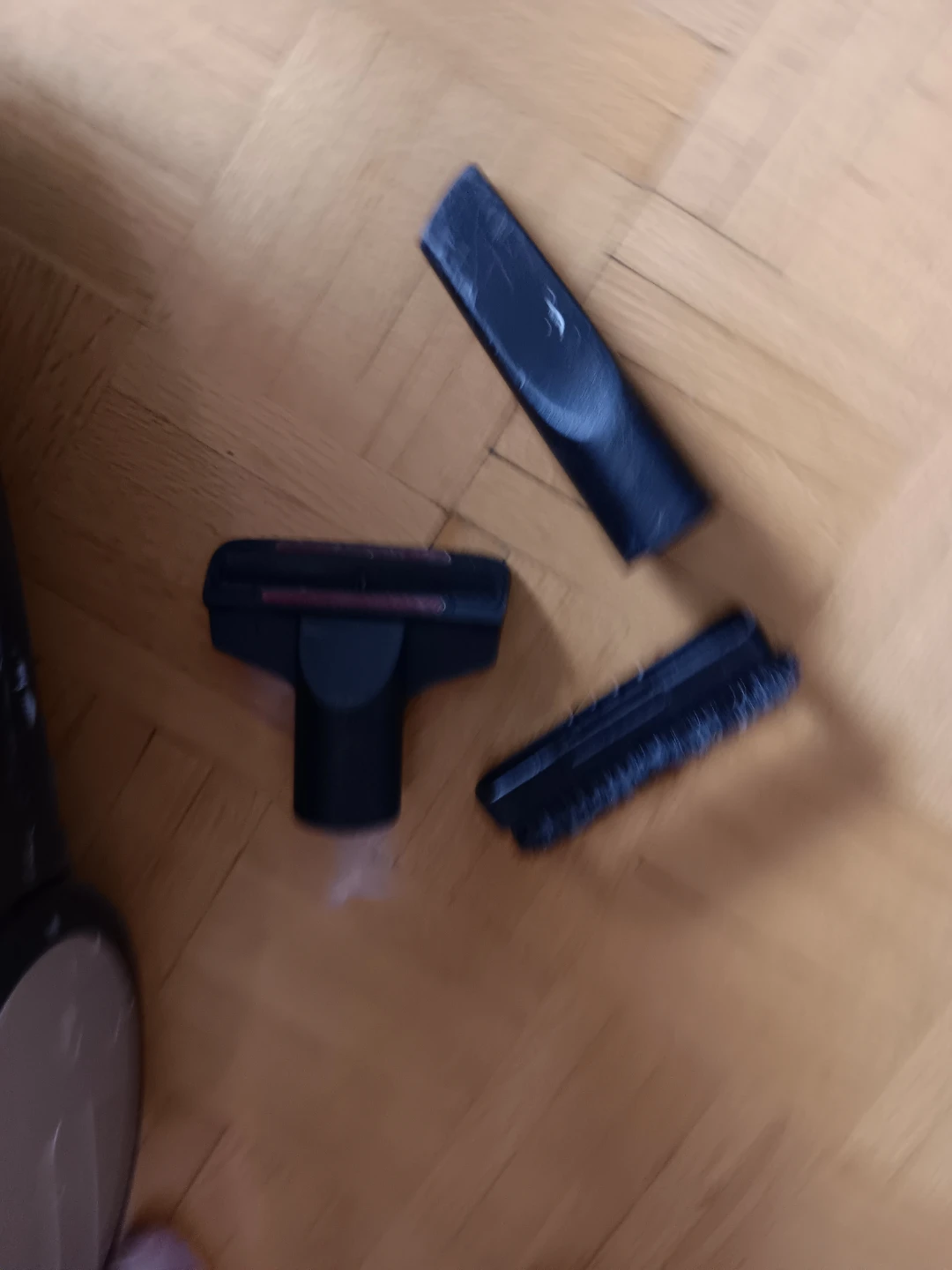Bissell Bagless Vacuum Cleaner - photo 2