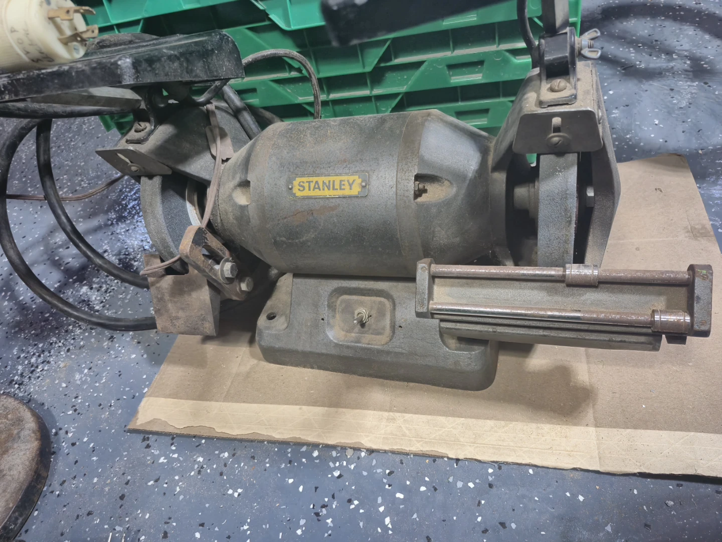Stanley Ball Bearing Grinder - photo 3