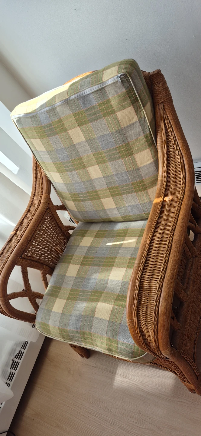Wicker Armchair with Plaid Cushions - photo 4