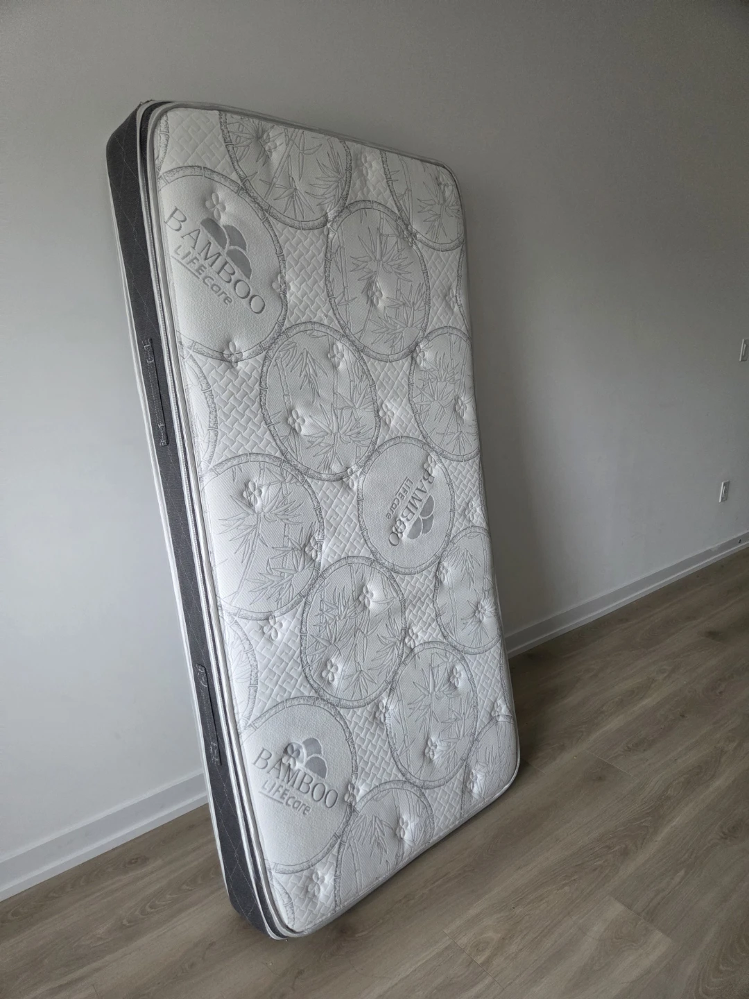 Bamboo LifeCare Mattress - Twin Size - photo 2