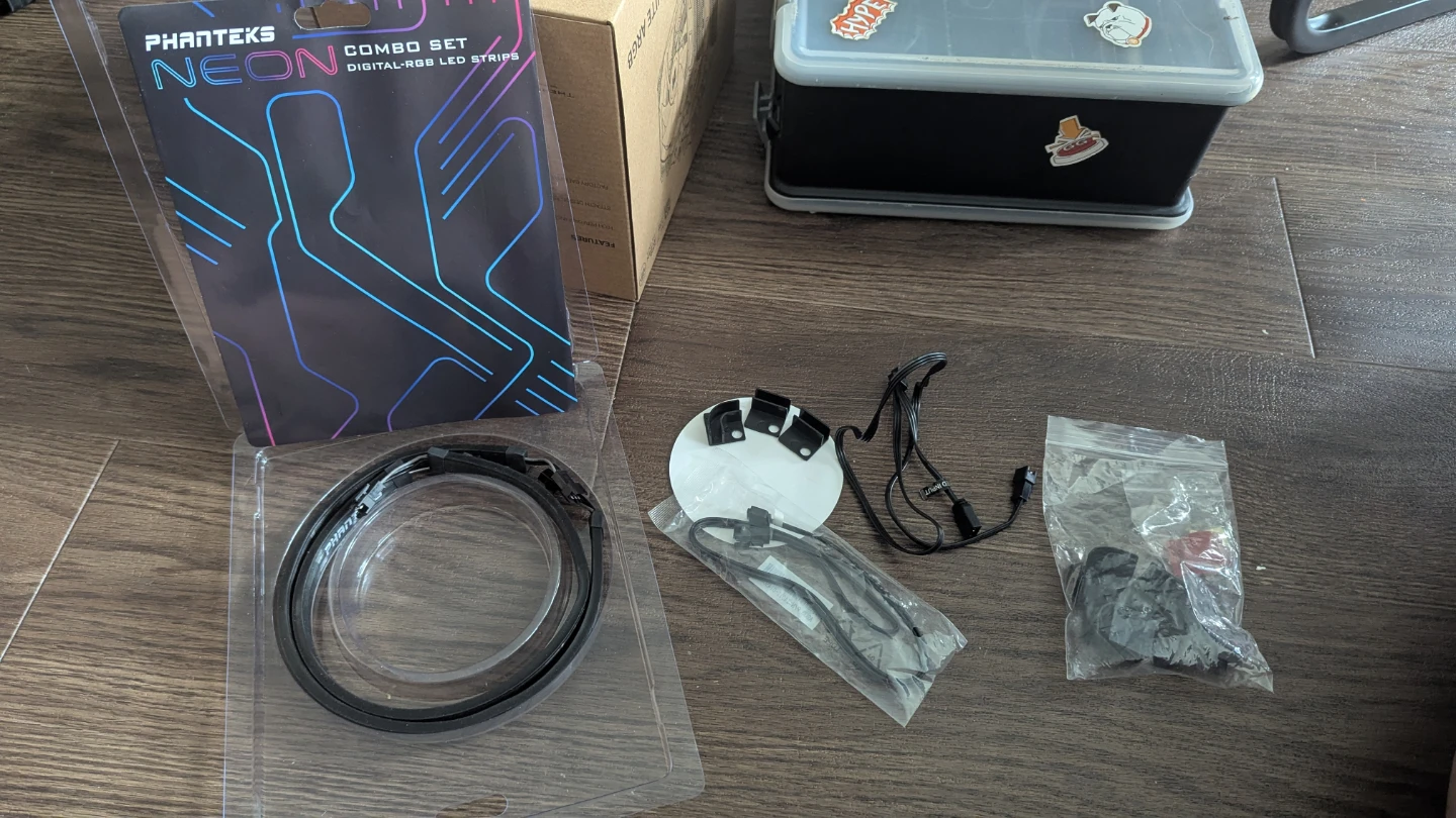 Phanteks NEON Digital-RGB LED Strip Combo Set - photo 4