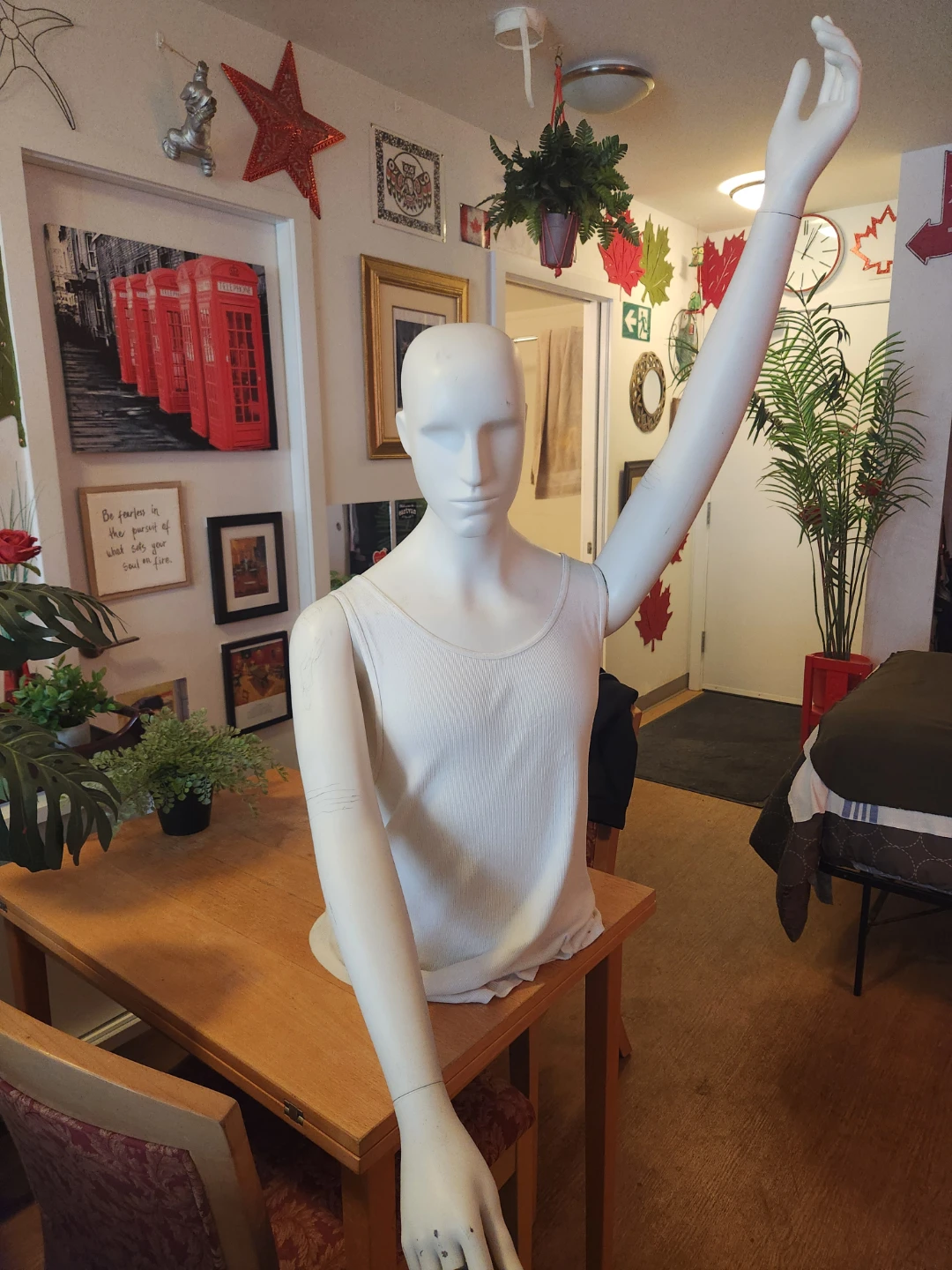 Full Mannequin (legs and stand included) - photo 2