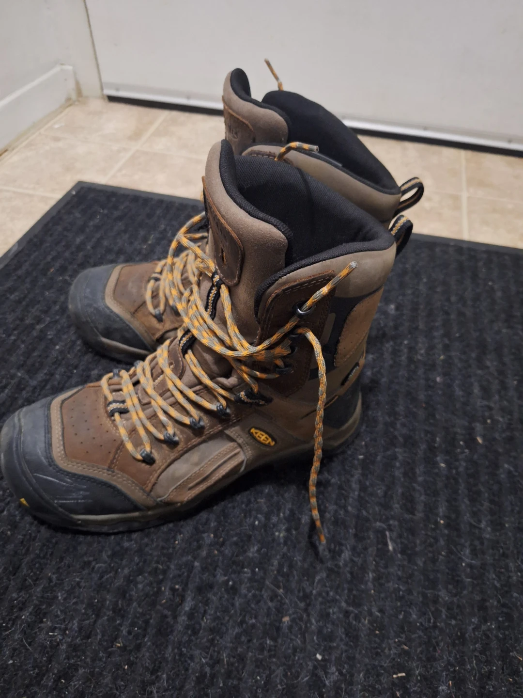 KEEN Utility Work Boots Men's Size 9 11 - photo 4