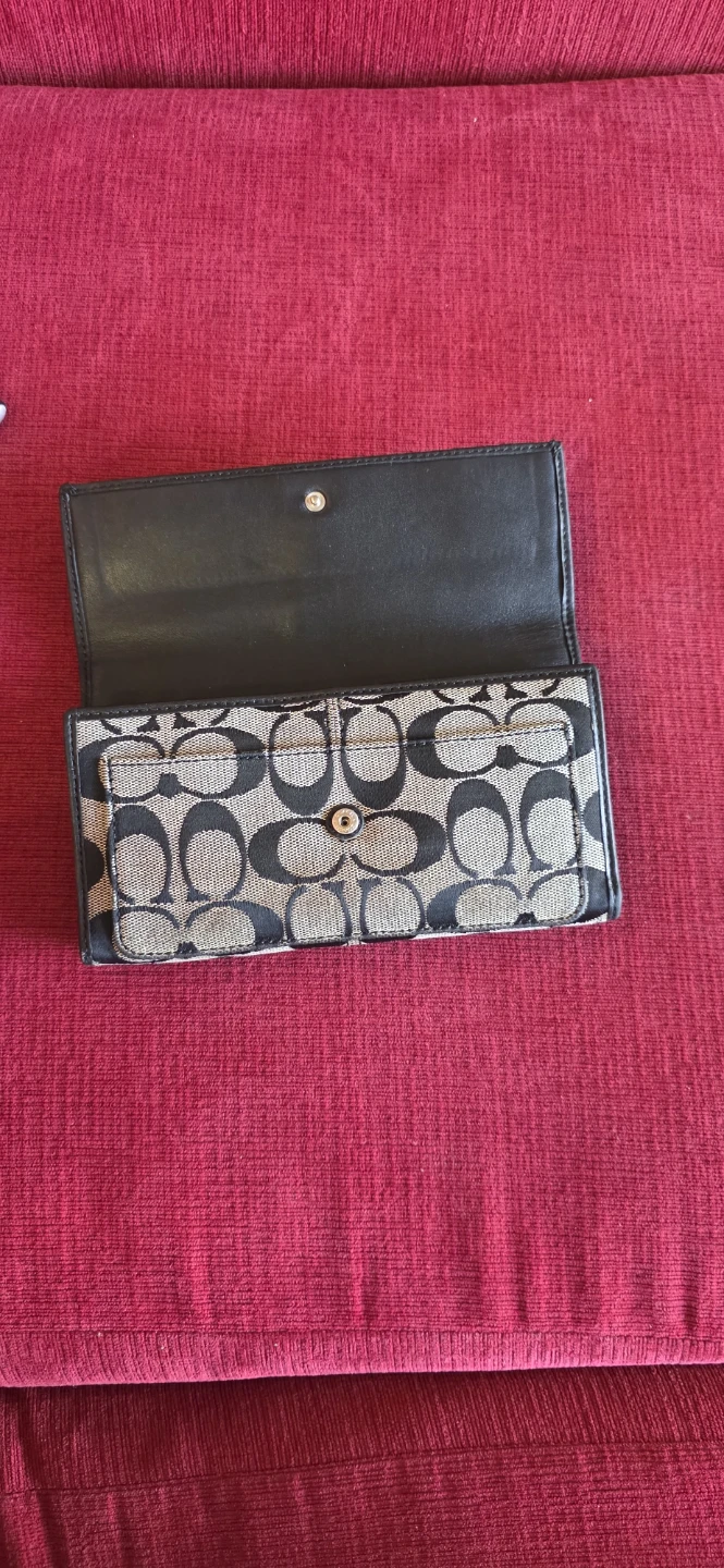 Coach Signature Monogram Trifold Wallet - photo 3