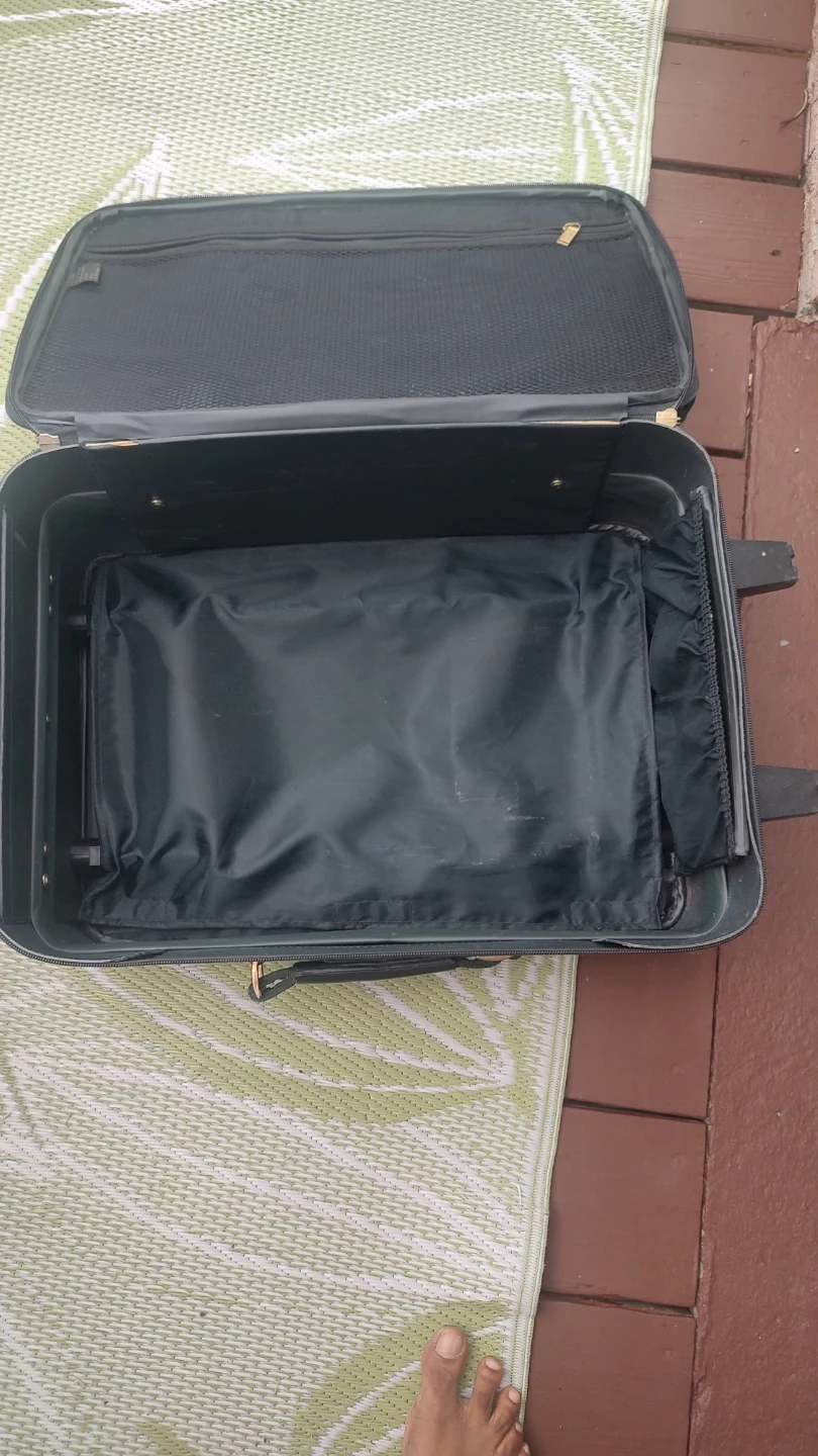 Air Canada Rolling Suitcase - photo 2