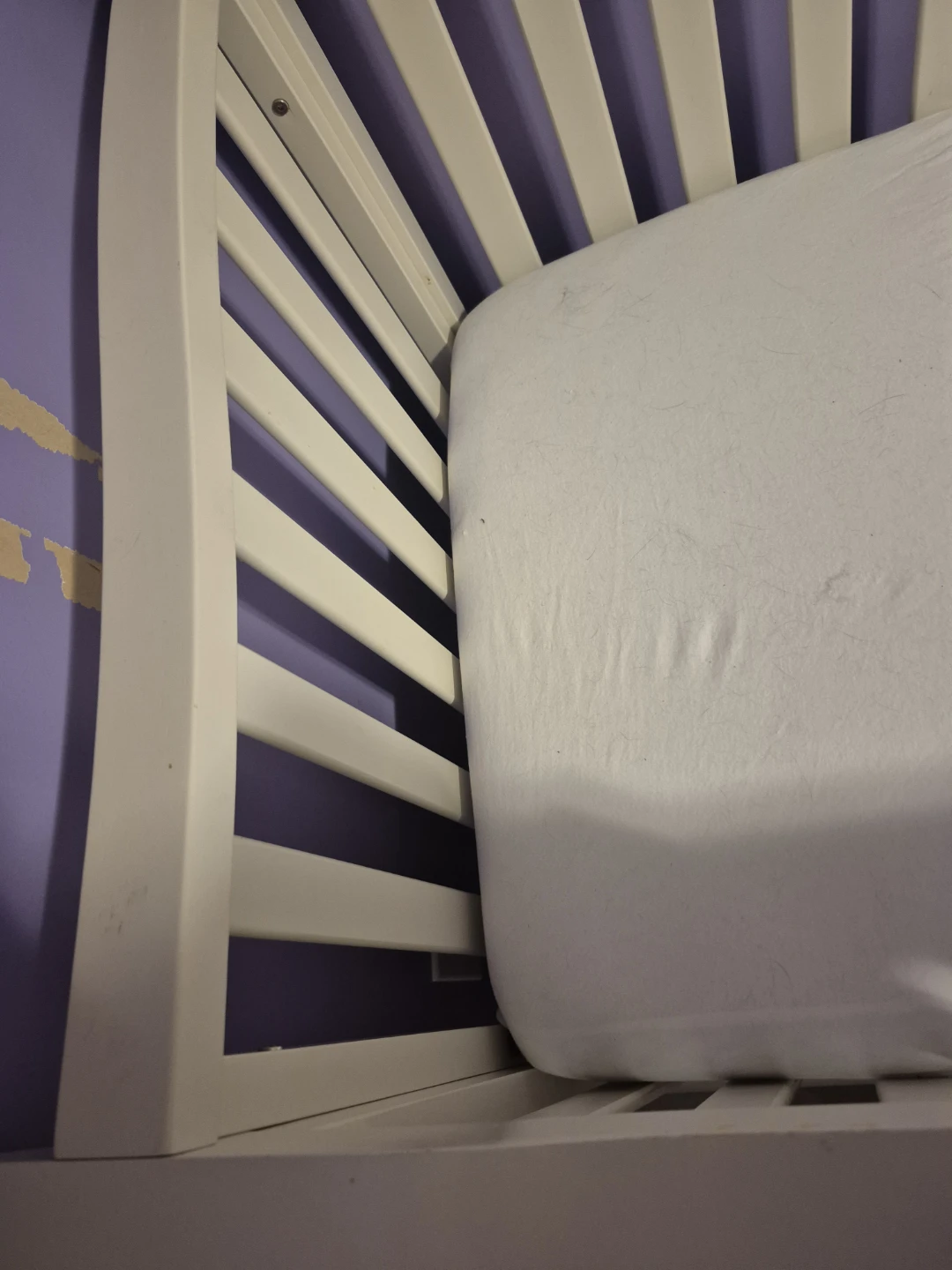 White Crib with Mattress - photo 3