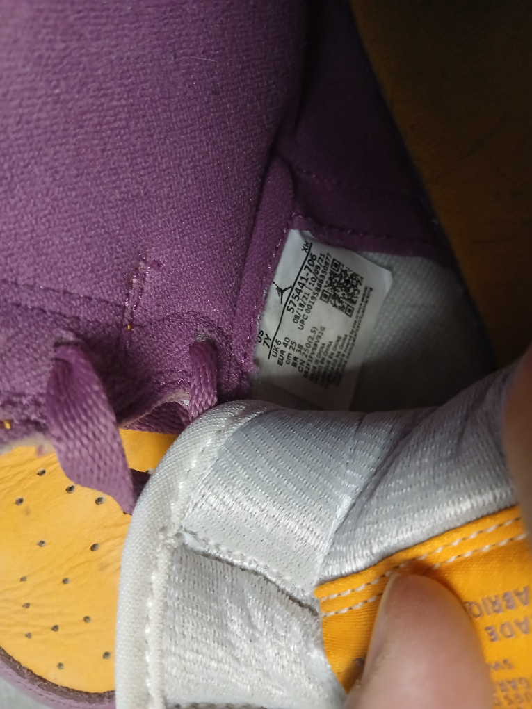 Jordan 1 High OG Sneakers - photo 3