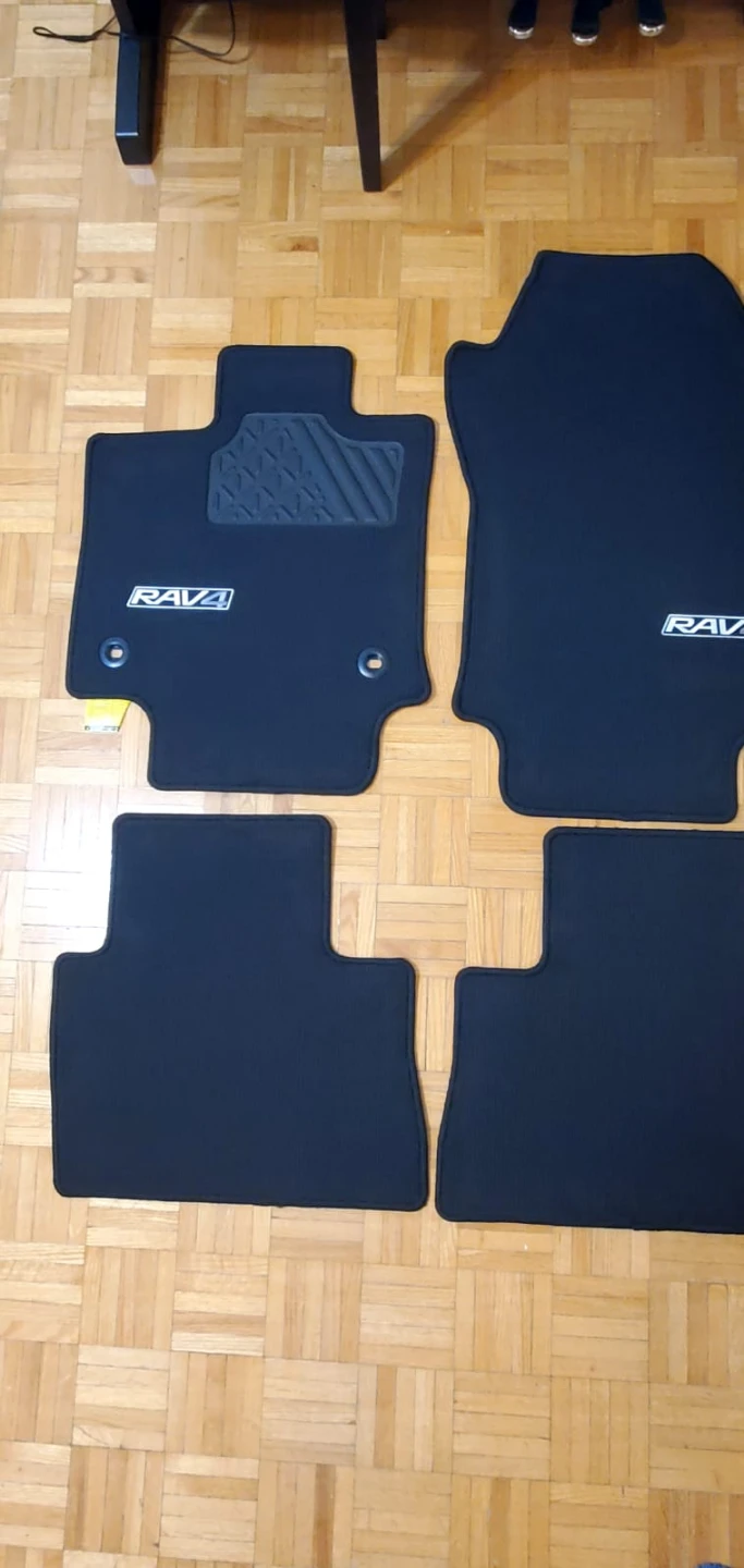 Toyota RAV4 All-Weather Floor Mats Set - photo 4