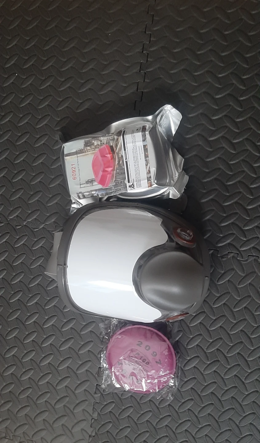 Respirator Mask with P100 Filters