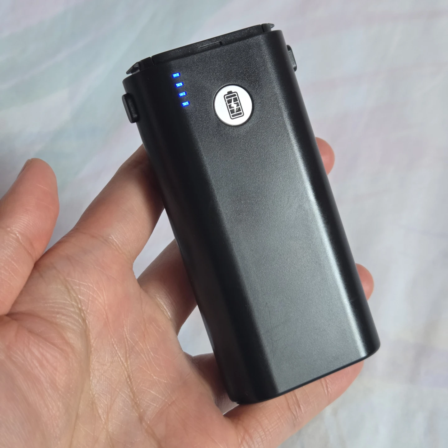 Power Bank (5200mAh Capacity)