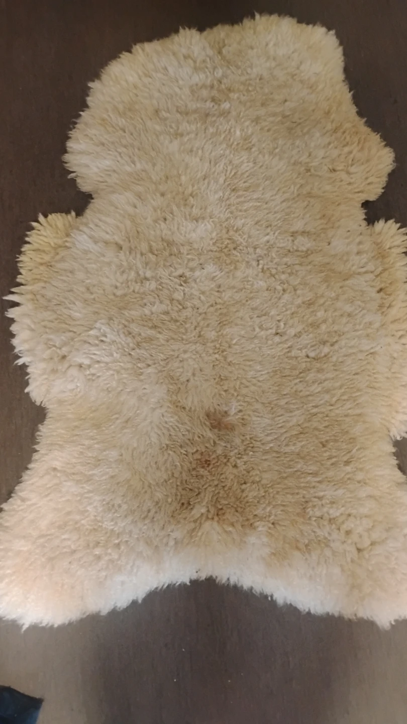 Sheep fur mat