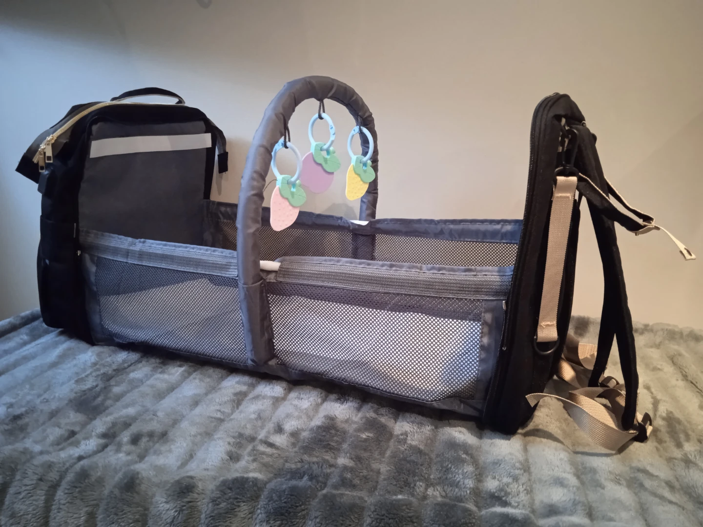 NEW diaper backpack + transportable crib - photo 3