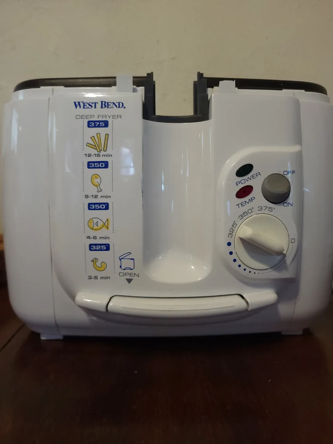 Westbend electric  deep fryer - photo 2