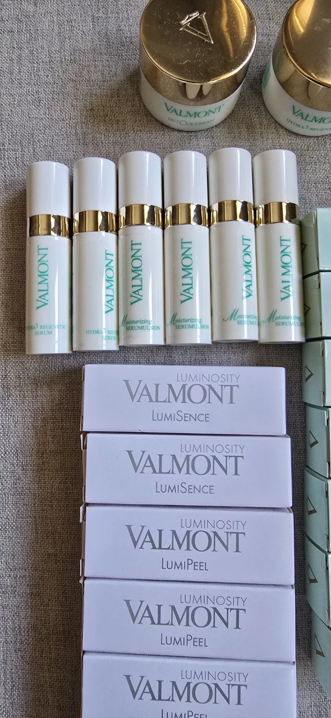 New Valmont Skincare Set - photo 3