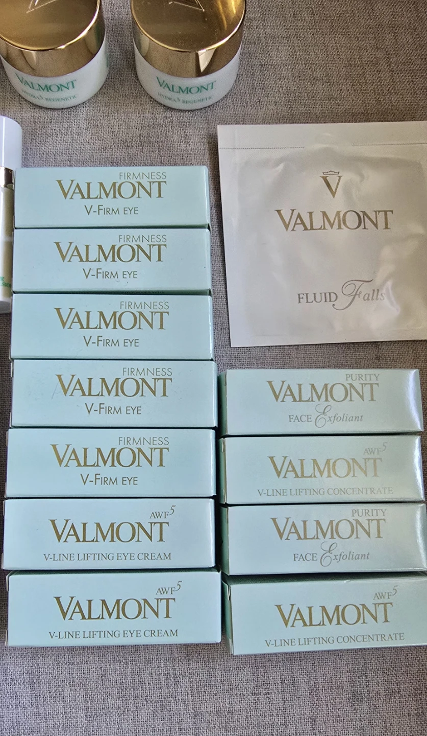 New Valmont Skincare Set - photo 5
