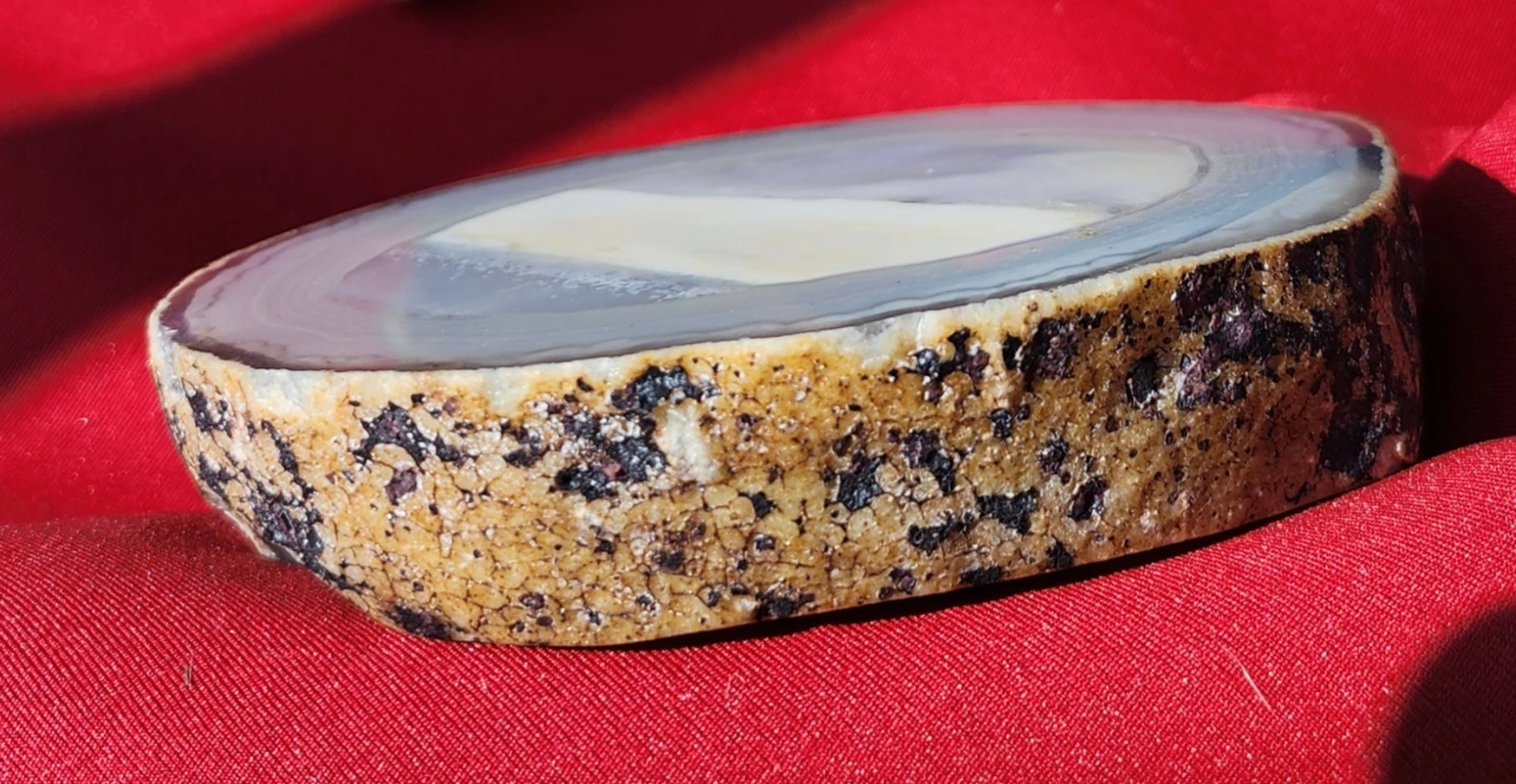 Geode Sliced Rock - photo 2