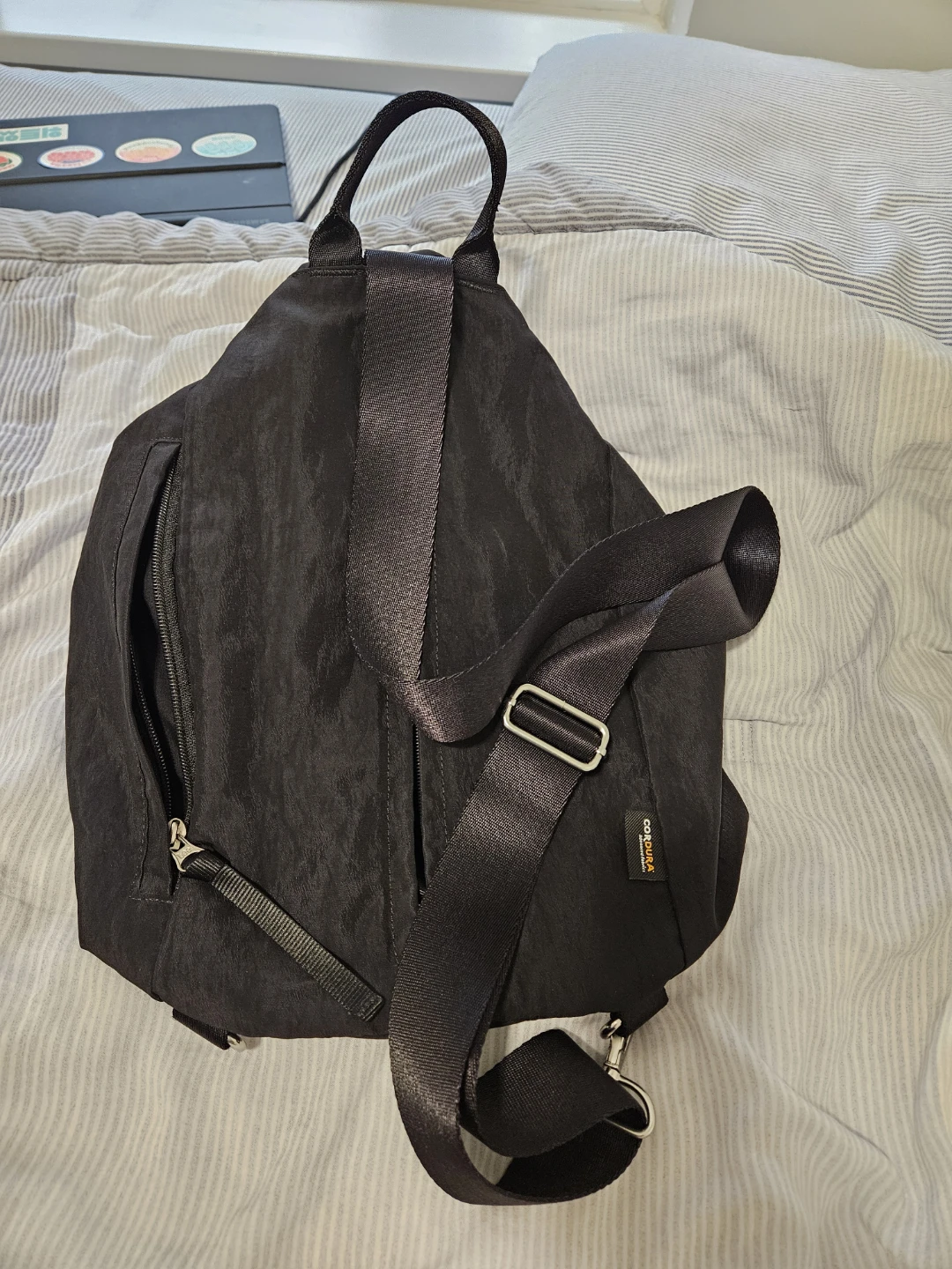 Lee Black Drawstring Cross Backpack - photo 2