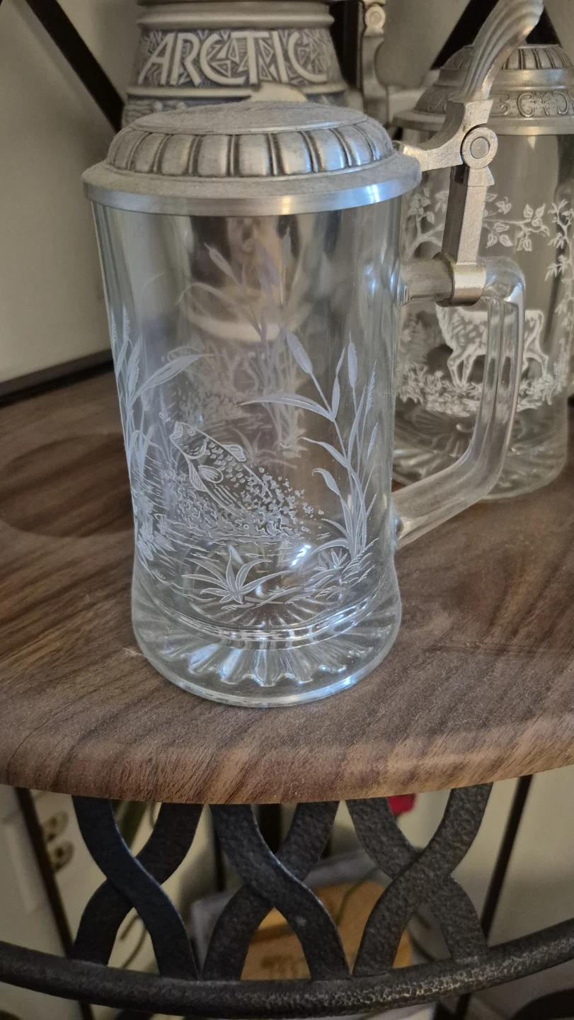 Avon Glass Beer Steins with Etched Wildlife Scenes - photo 3