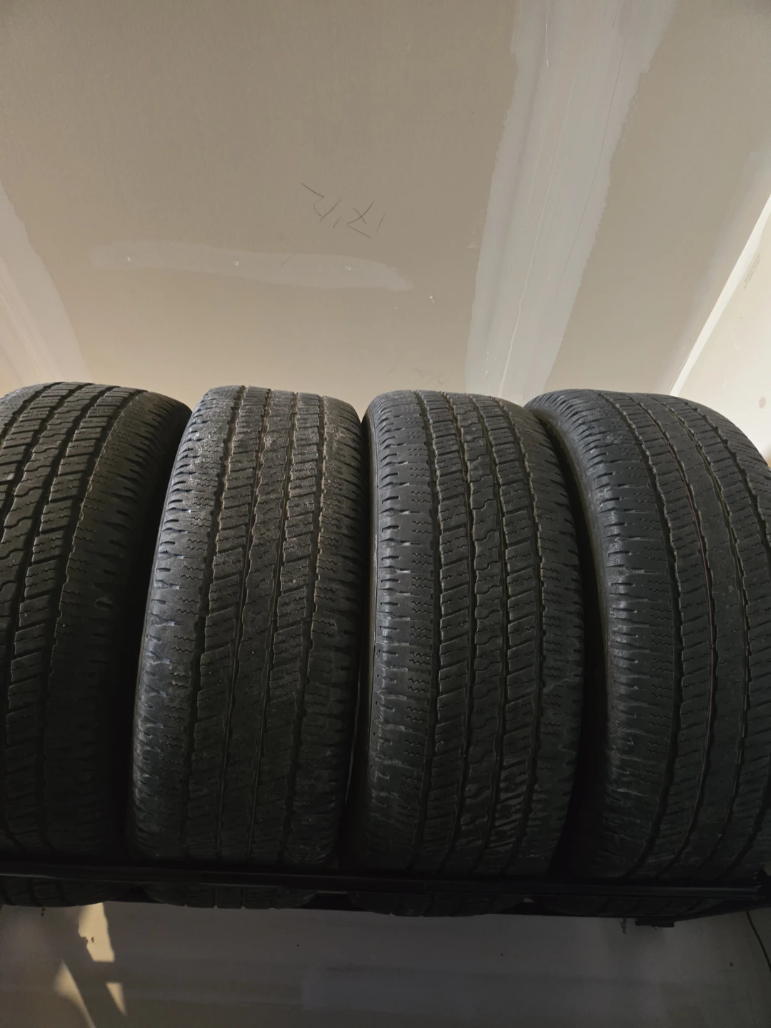dodge ram 20' all season tires - photo 2