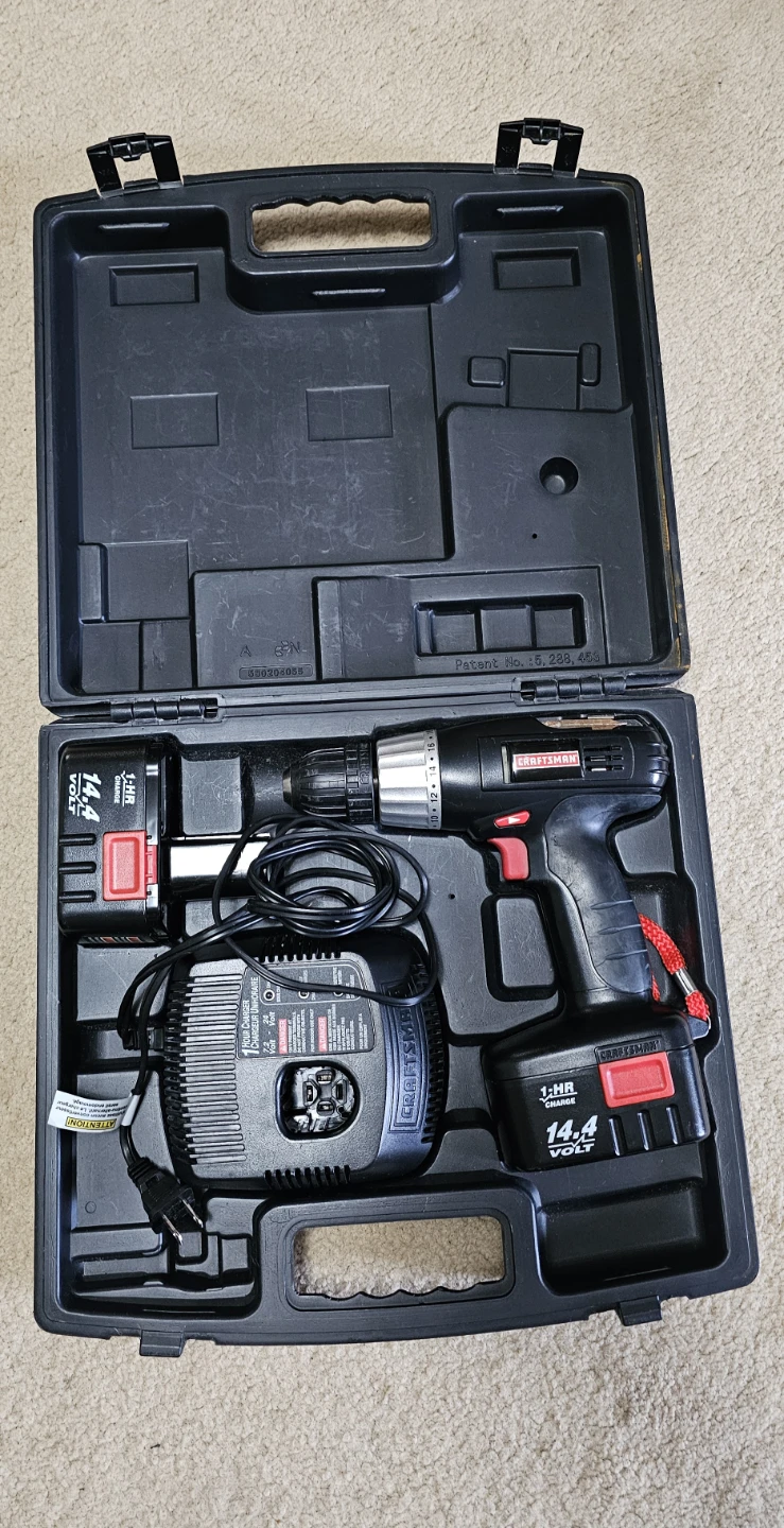 Craftsman 14.4 Volt Cordless Drill with Case