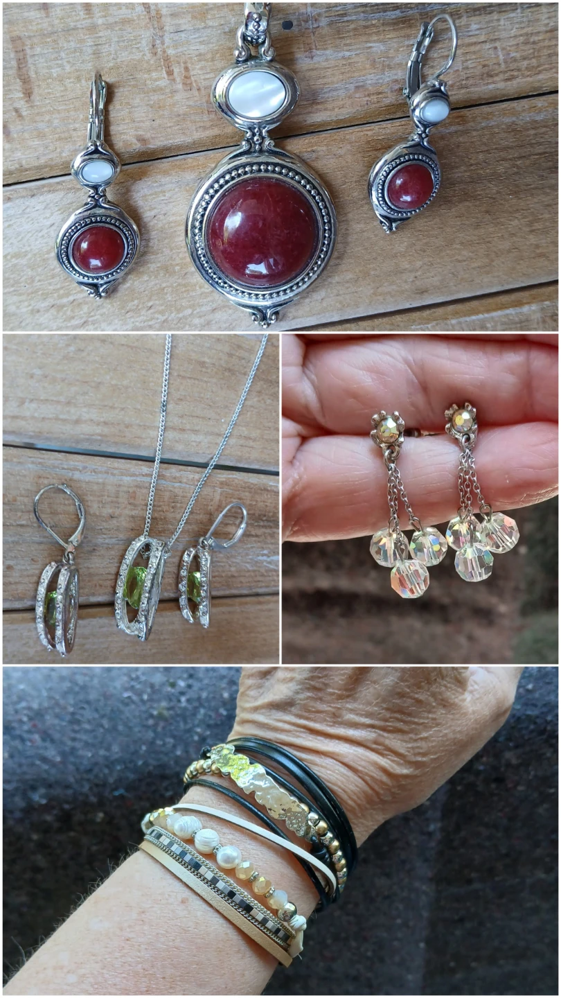 Large Costume Jewellery Collection/vase - photo 5