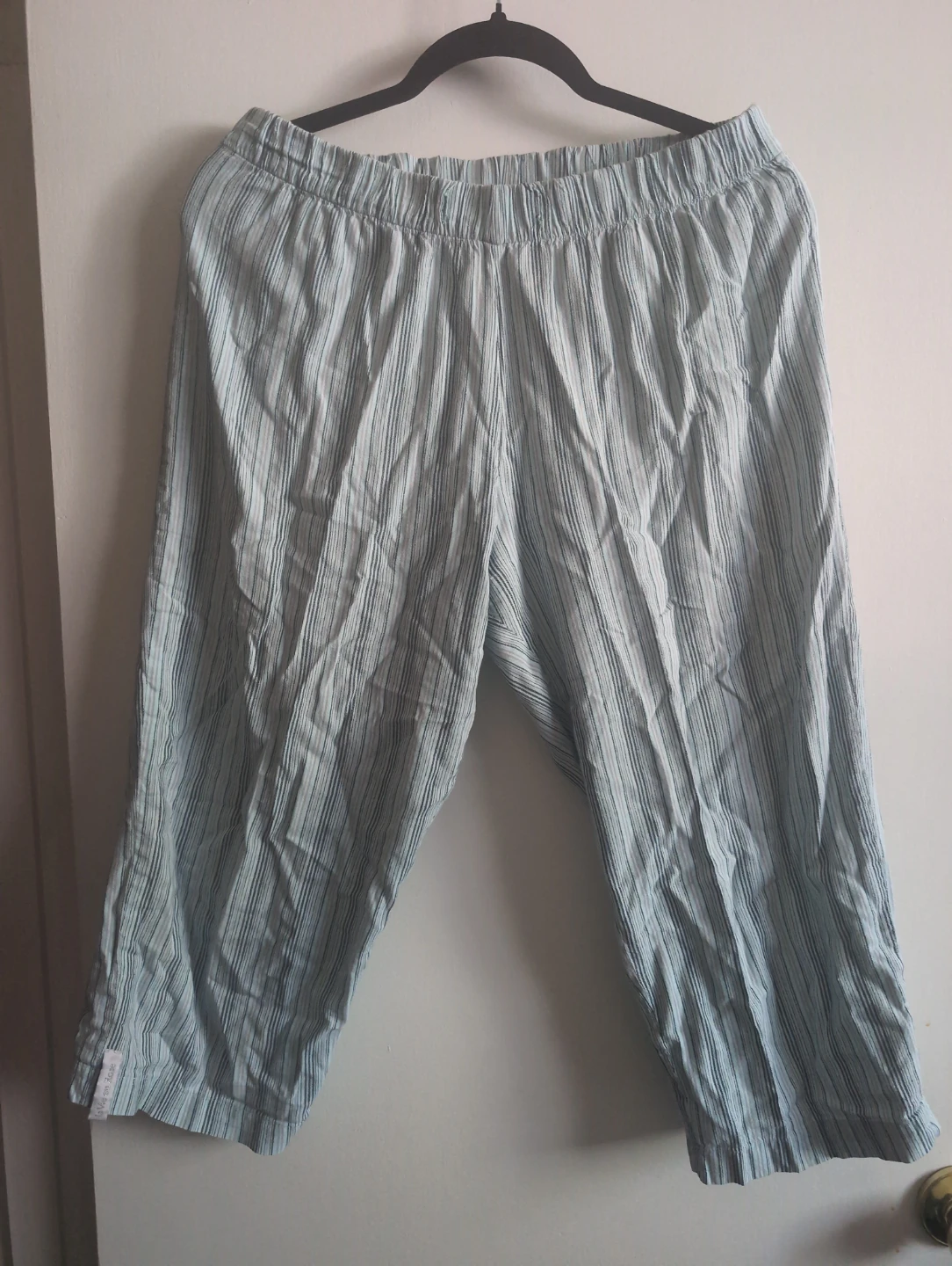 Women's Clothing Bundle - Various Tops and Pants - photo 5