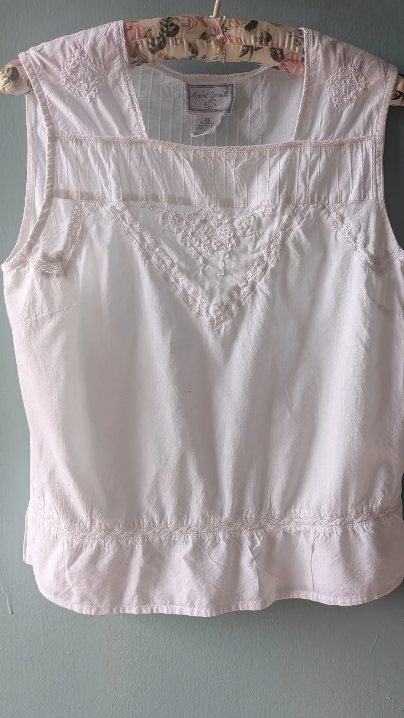 April Cornell White Embroidered Tank Top XS