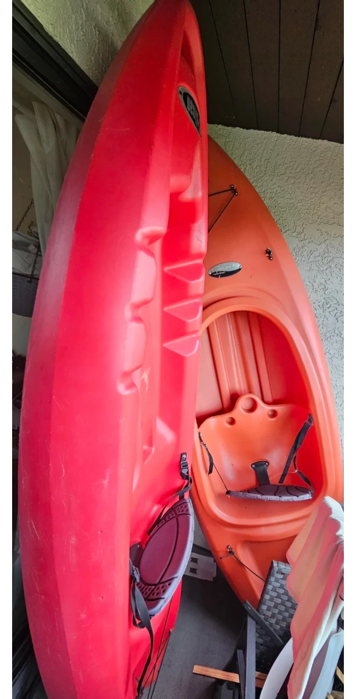 2  Kayaks with Paddles for both & 2 Life jackets ALL INCLUDED! - photo 2