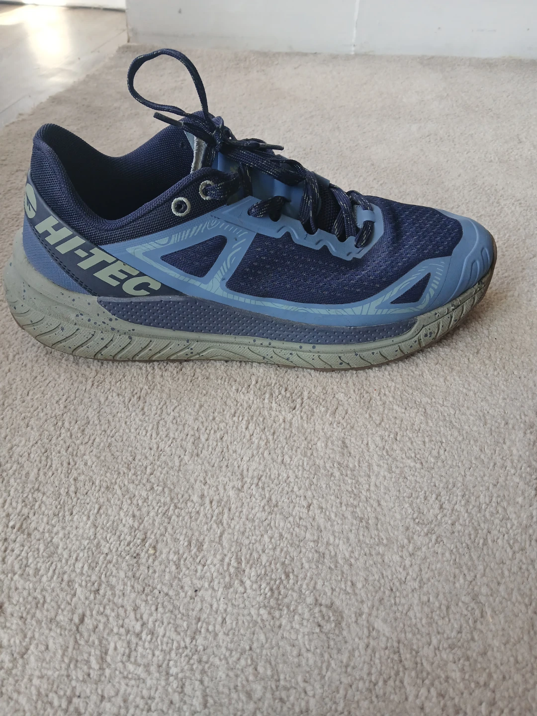 Hi Tec men's trail shoes size 12 - photo 5