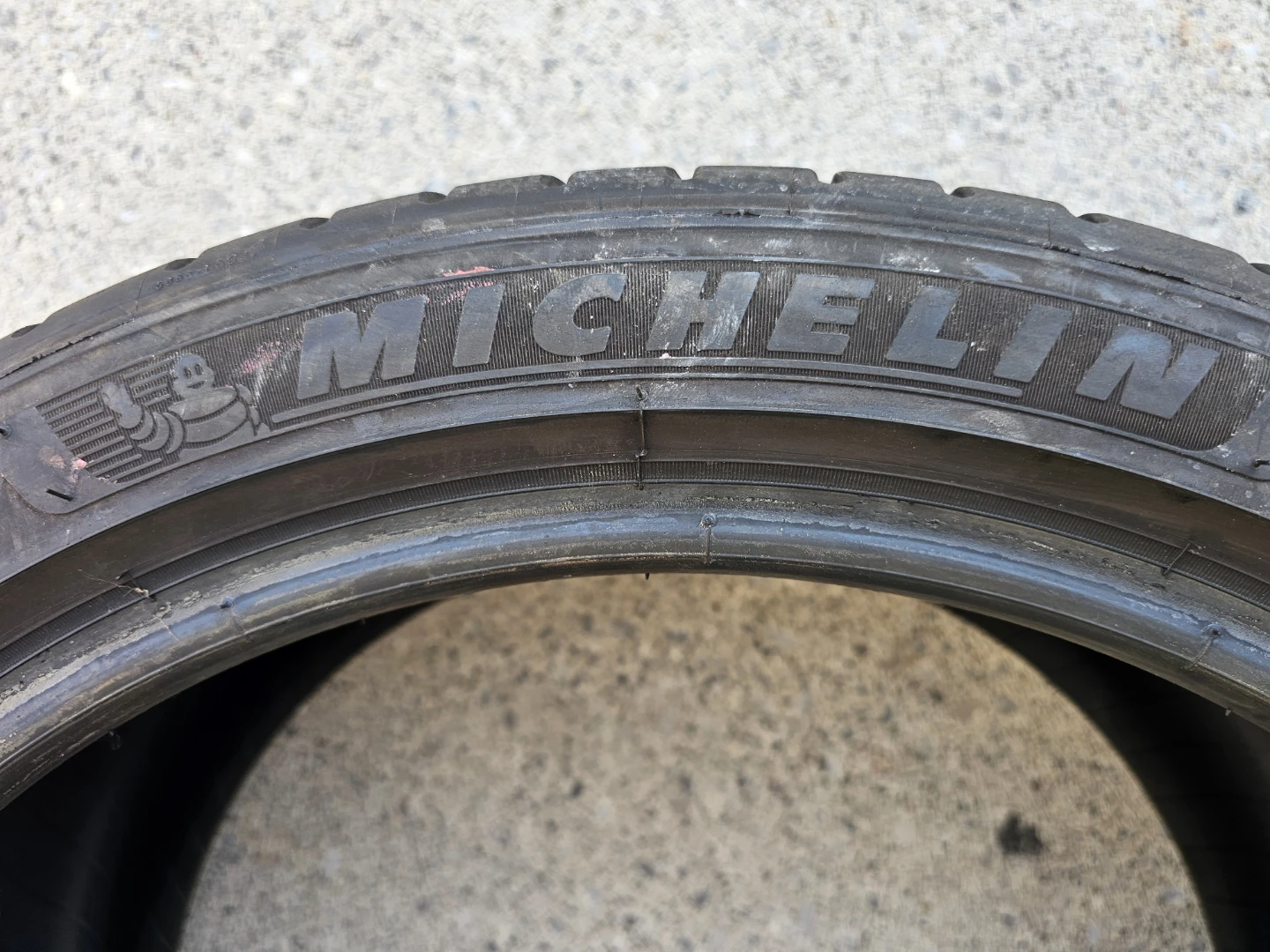 265/35 R19 ALL SEASON TIRE (1 ONLY) - photo 4