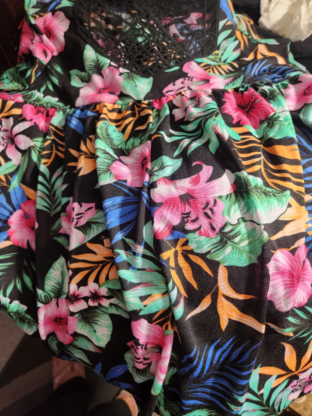 Tropical Floral Tank Top with Lace Back - photo 2