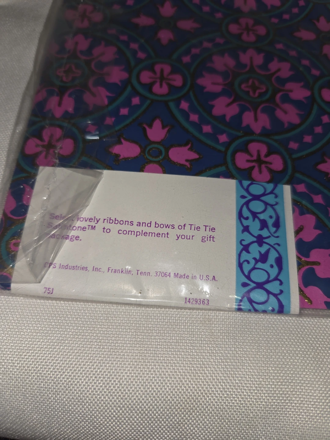 Tie Tie Wrapping Paper - 8.3 Sq Ft, 2 Sheets - photo 4