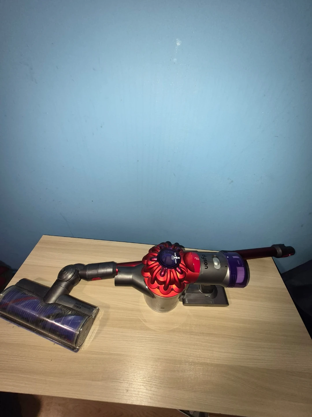 Dyson vacuum - photo 2