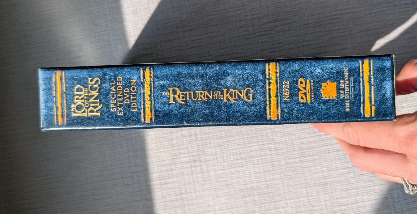 The Lord of the Rings: The Return of the King DVD - photo 2