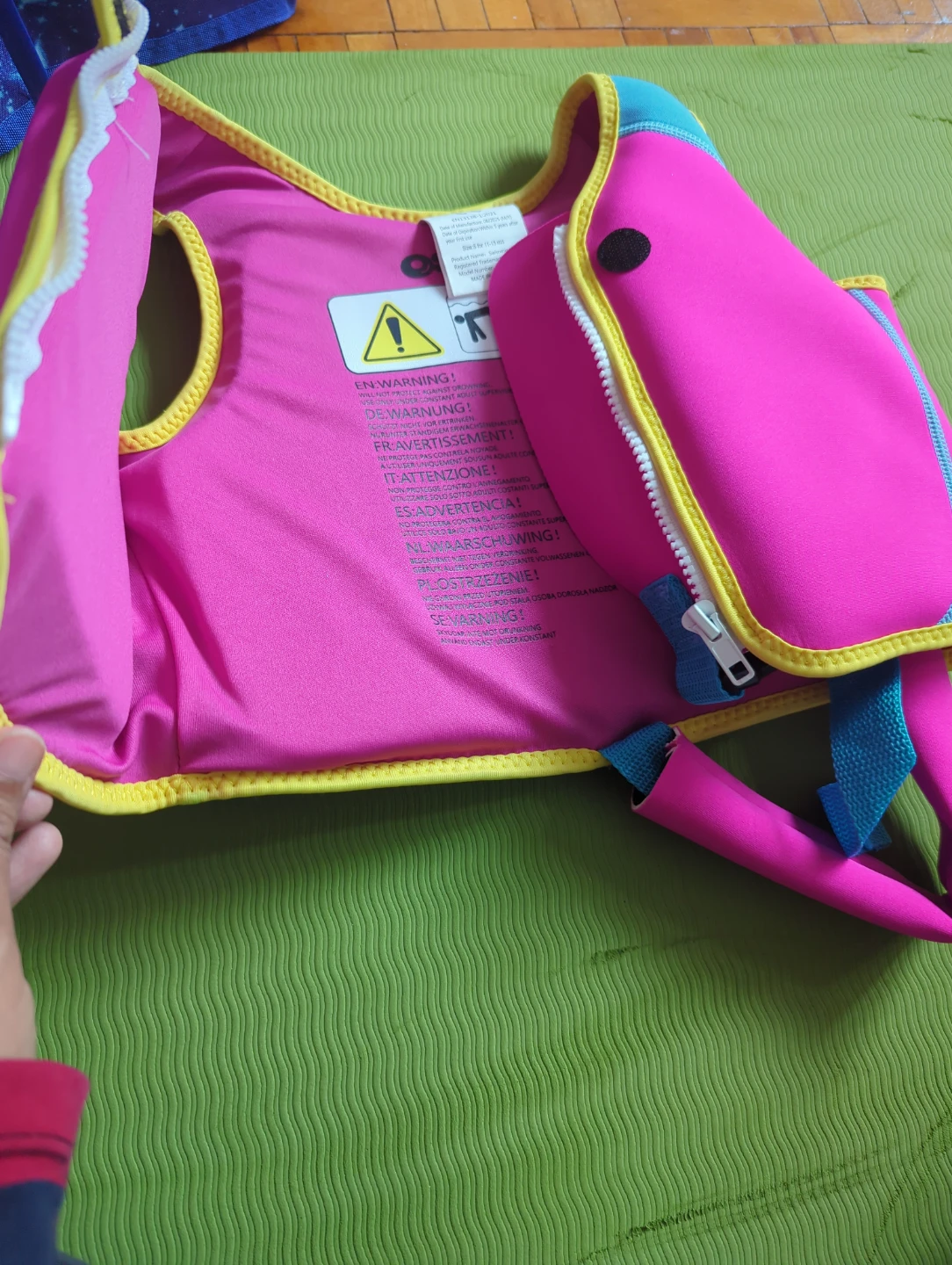 Brand New!! OshKosh Swim Vest - Pink Blue Yellow - 15-25 kg - photo 5