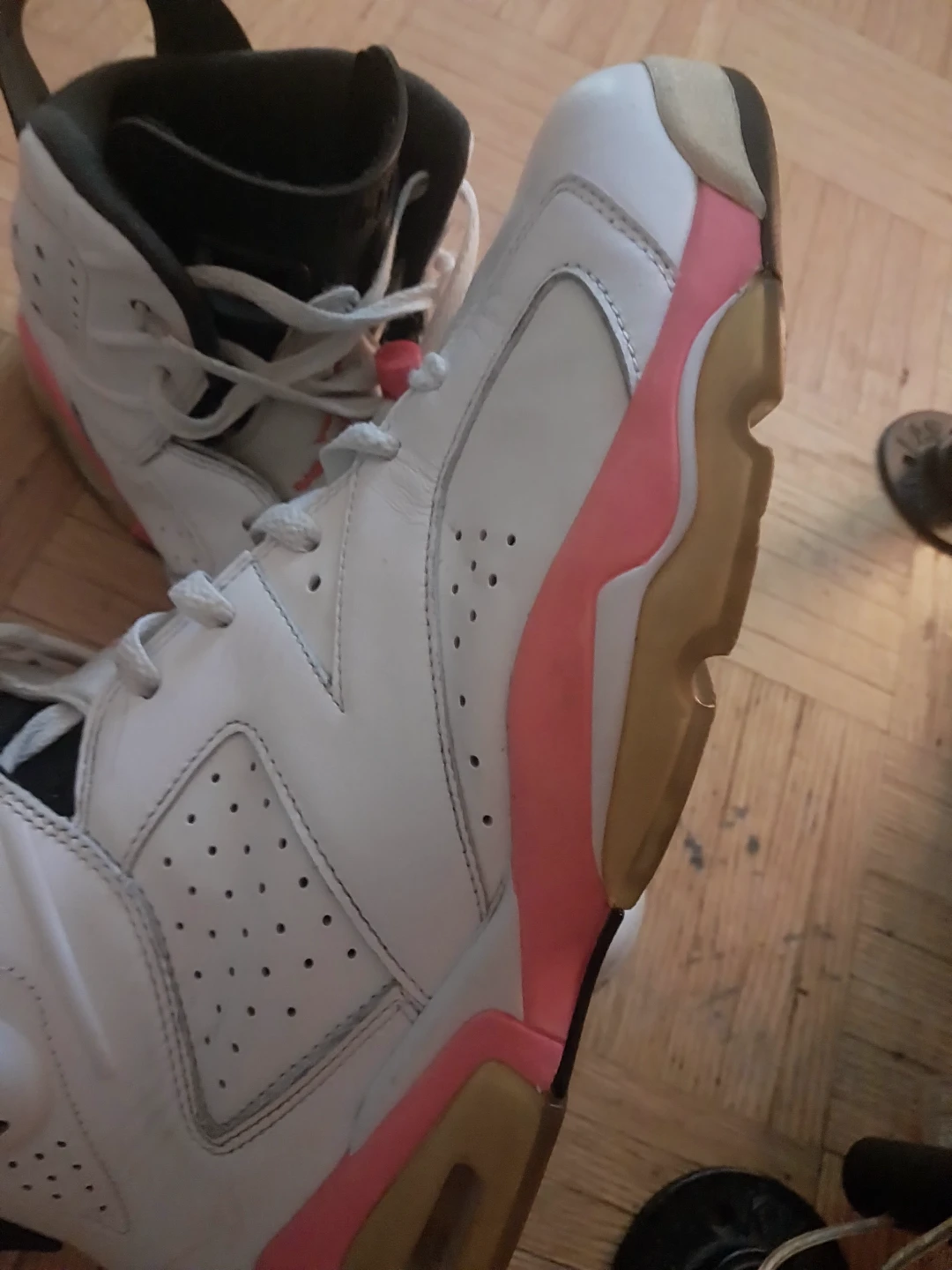Air Jordan 6 Retro White/Pink