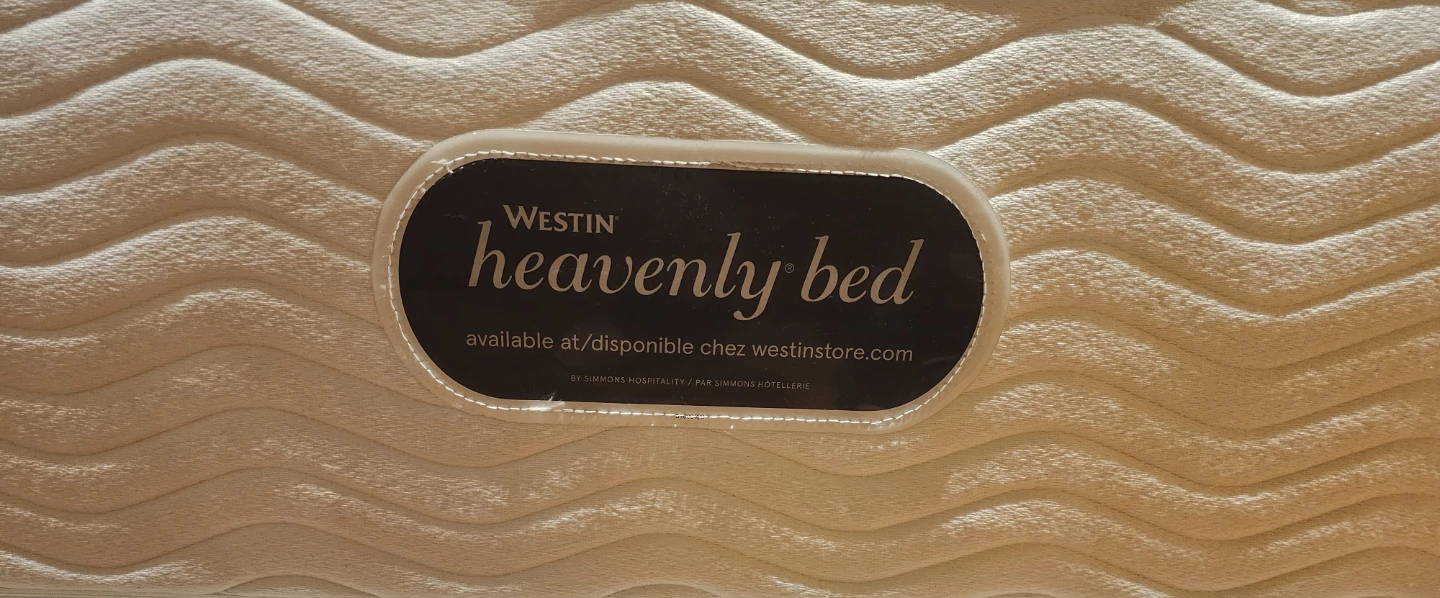 Westin Heavenly Bed 2.0 Queen w/Low profile boxspring