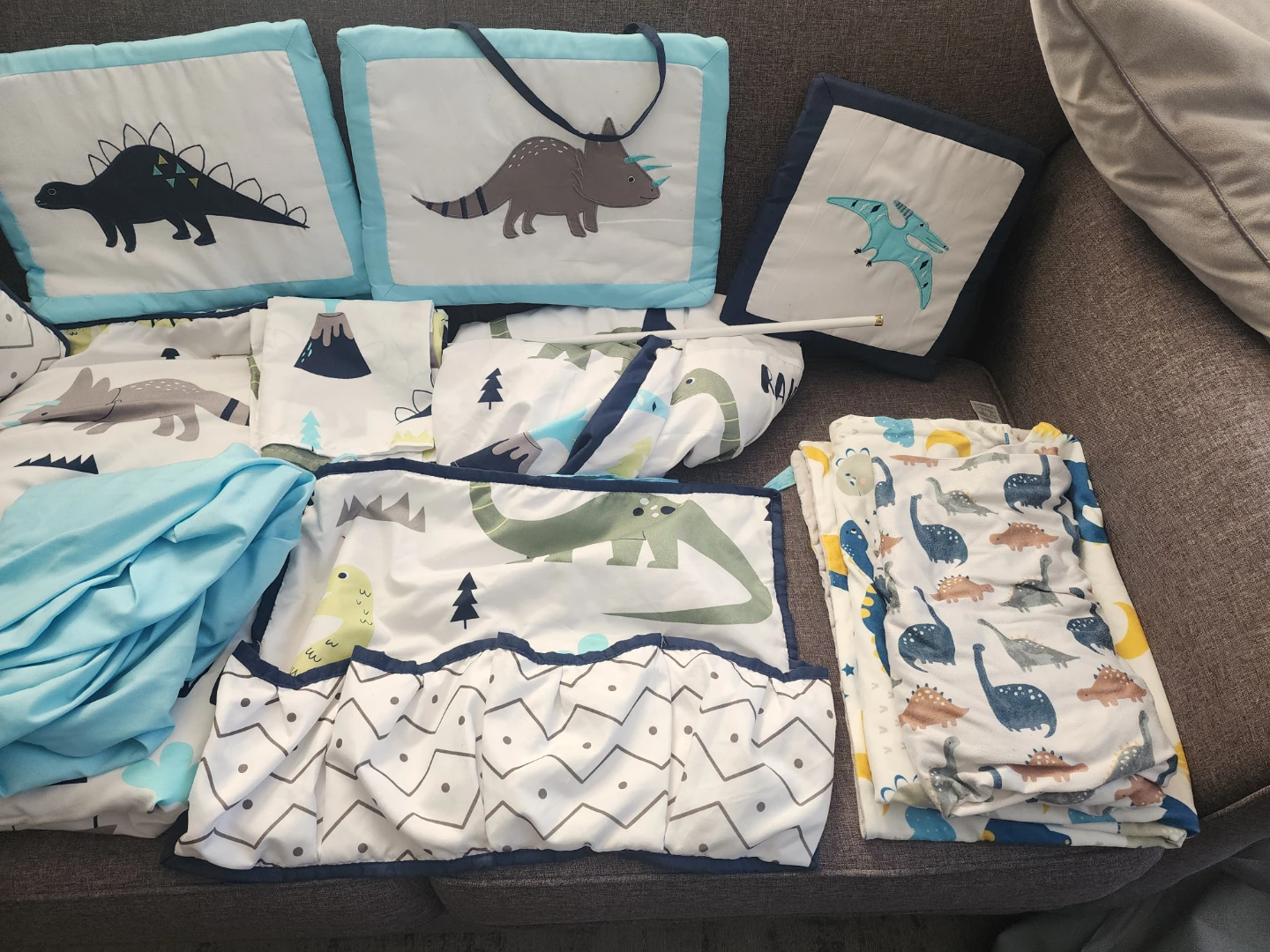 Dinosaur Crib Bedding Set - photo 3