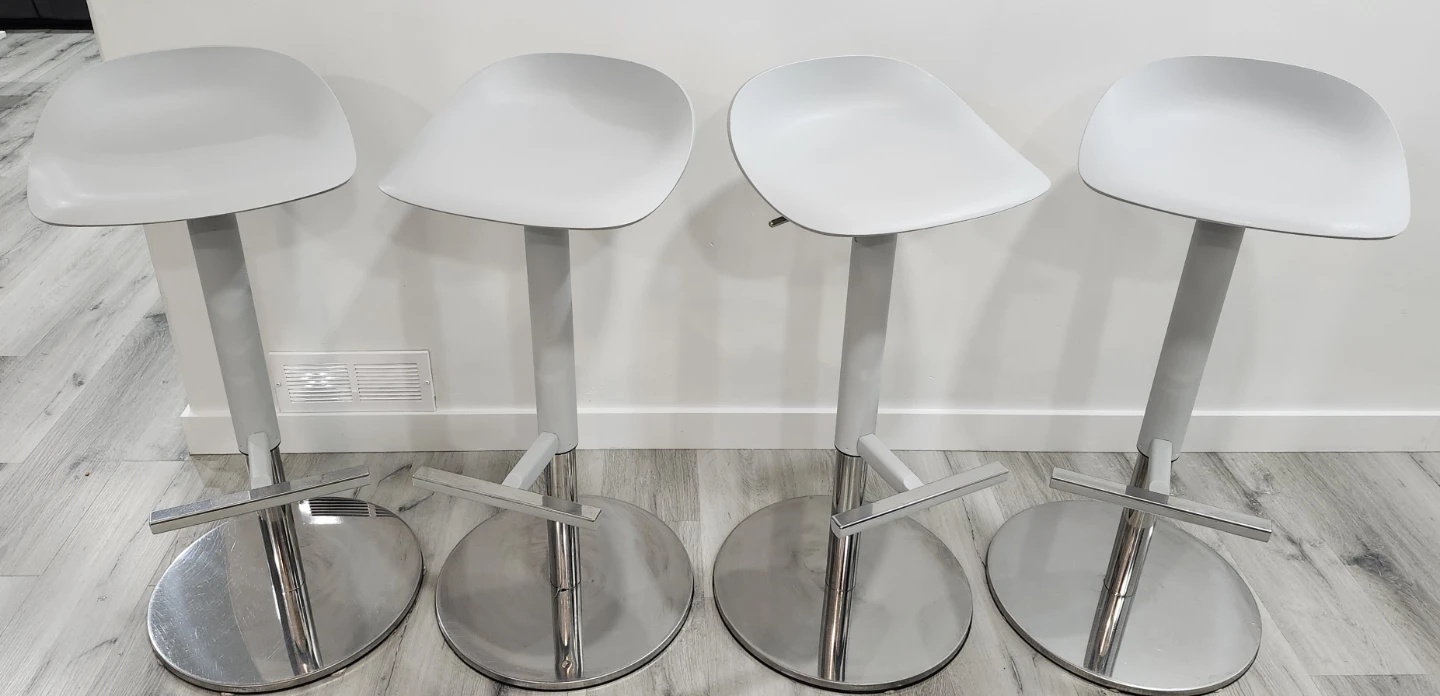 Set of 4 Grey Bar Stools