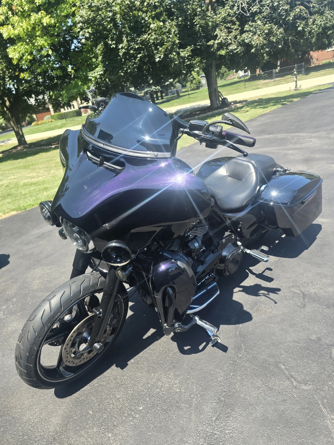 2017 Harley Davidson CVO StreetGlide Motorcycle - photo 2