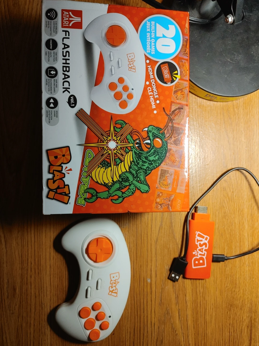 Atari Flashback Blast! Vol. 1 Wireless Controller with 20 Games
