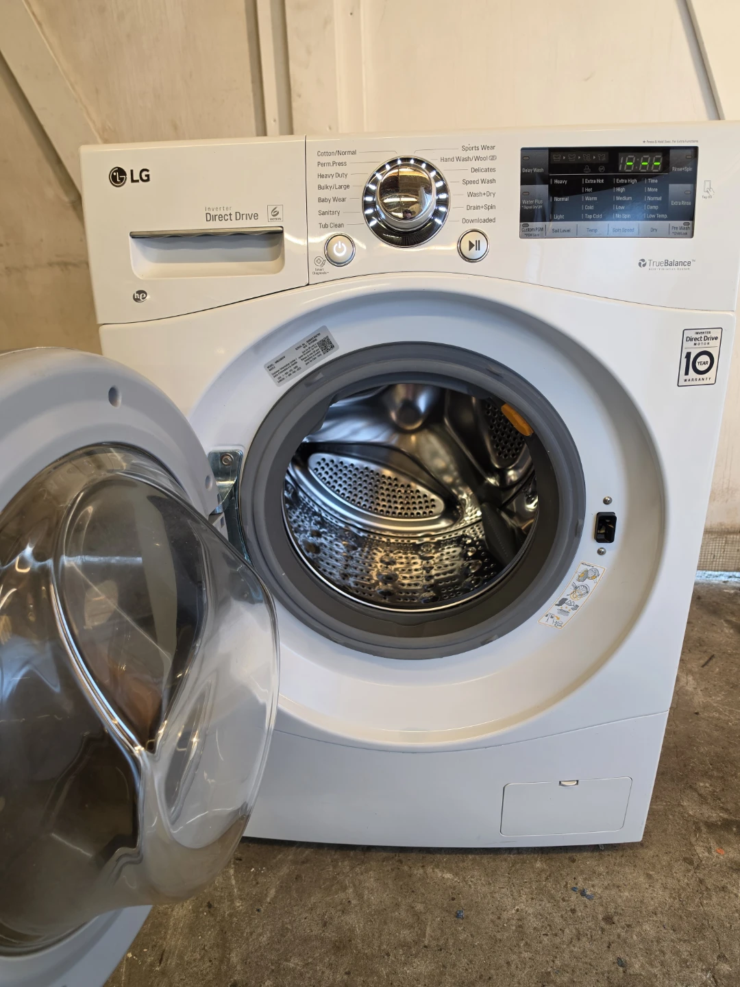 Delivery Available - LG 24" Compact Front Load Washer
