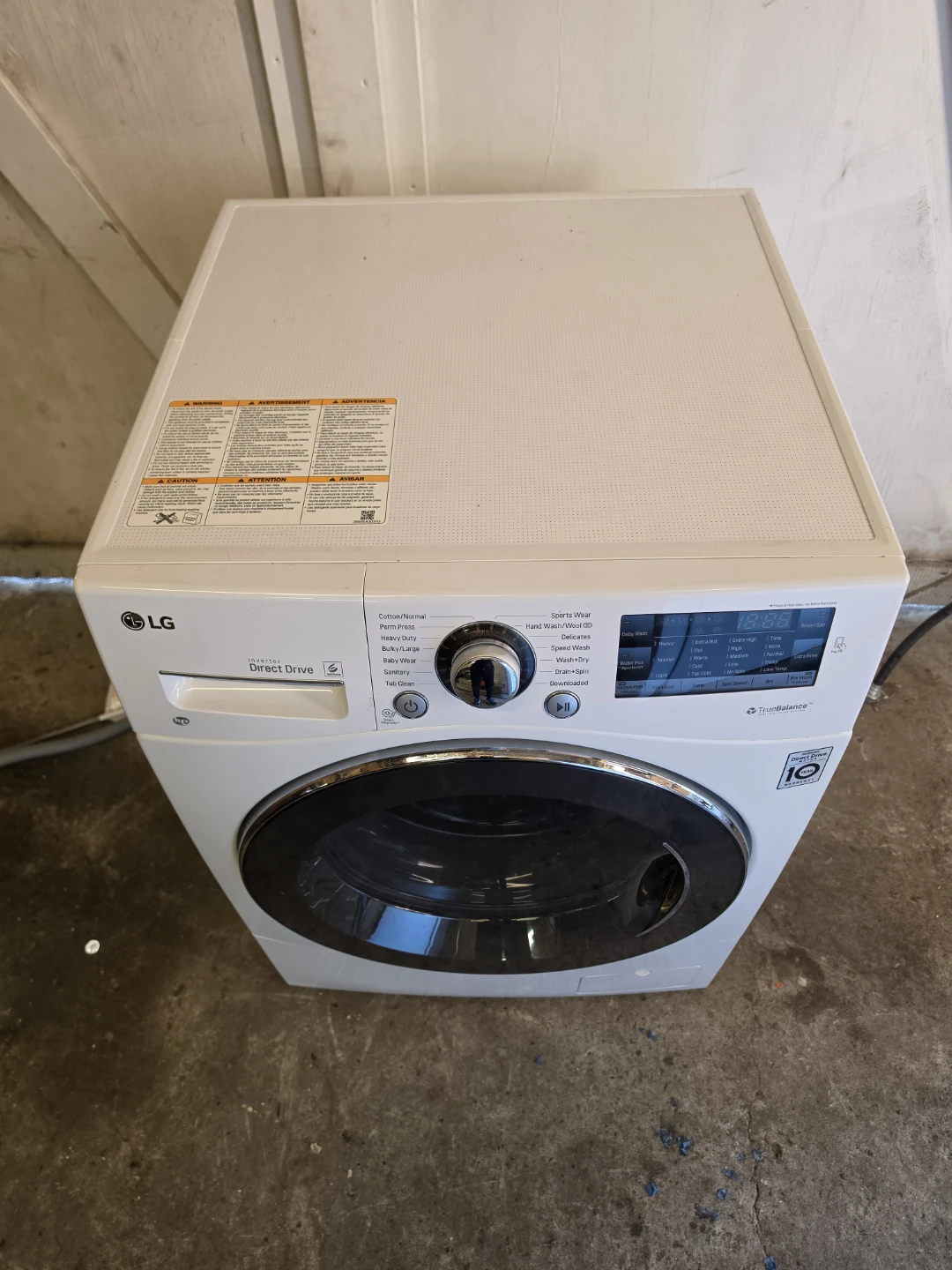 Delivery Available - LG 24" Compact Front Load Washer - photo 4