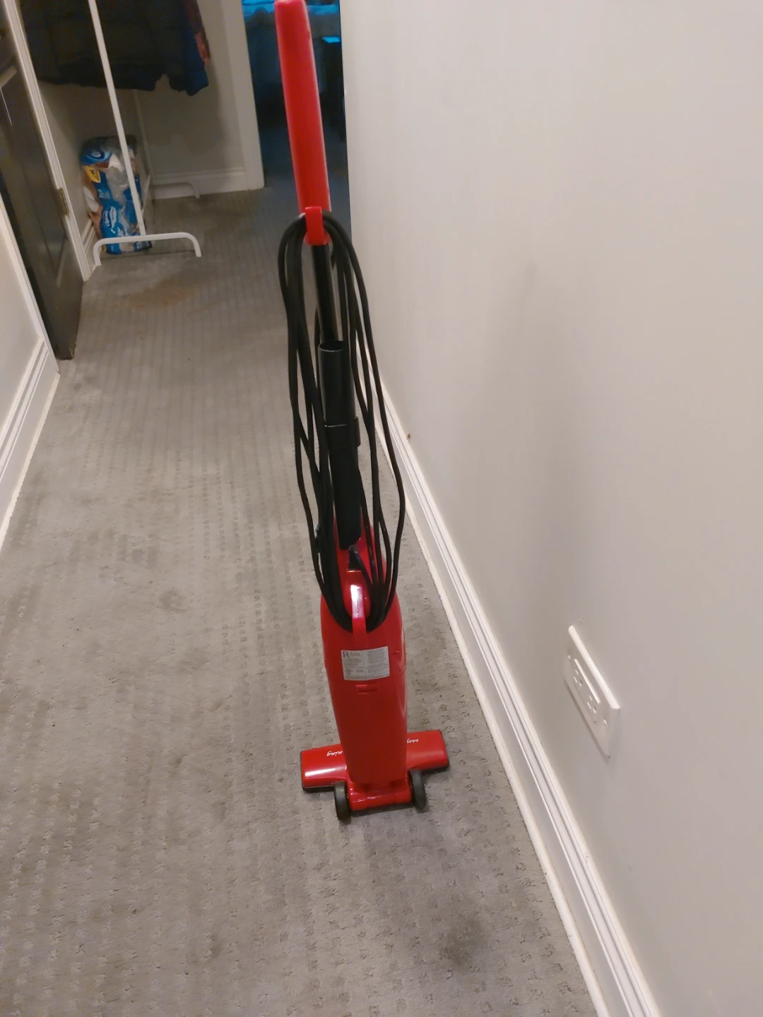 Dirt Devil Simpli-Stik Vacuum Cleaner - photo 5