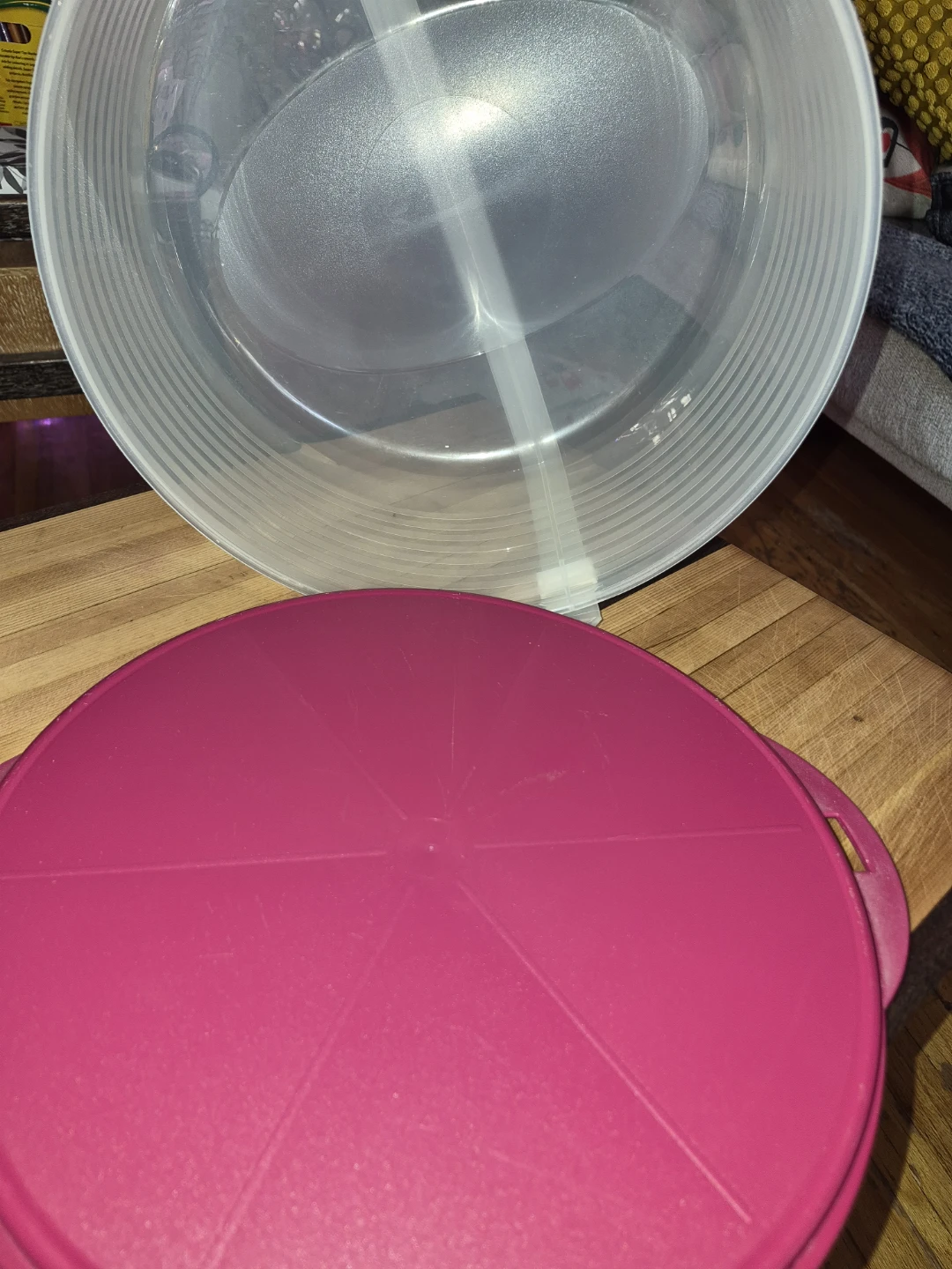 Tupperware Cake Taker - photo 3