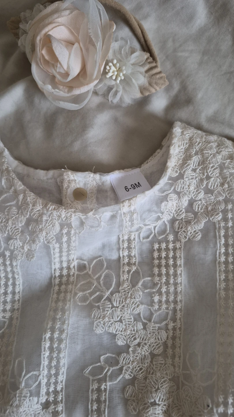 White Lace Baby Dress with Headband - photo 4