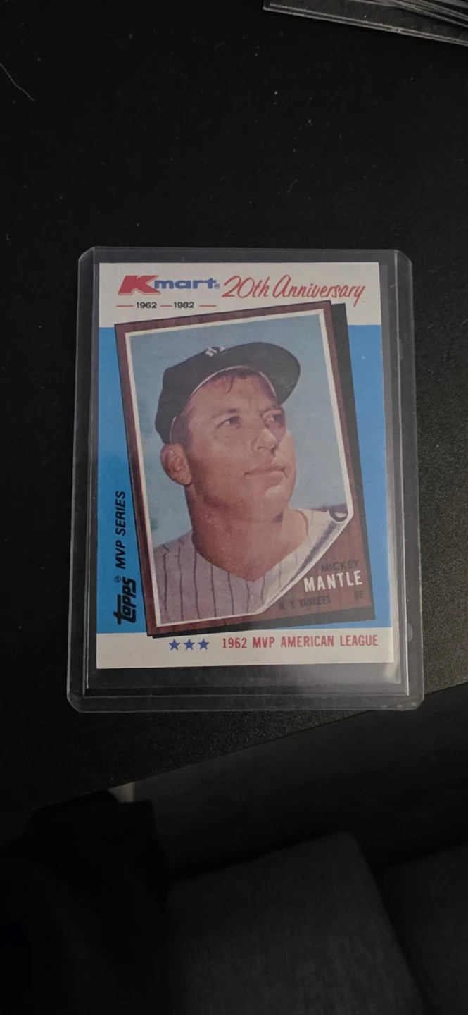Hockey card collection. 4000 ish cards. Mostly 90s and up. - photo 3