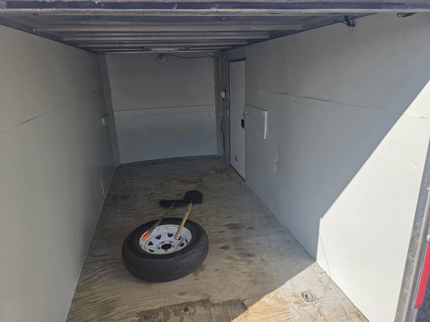 H&H Trailers XL Series Enclosed Trailer - photo 3